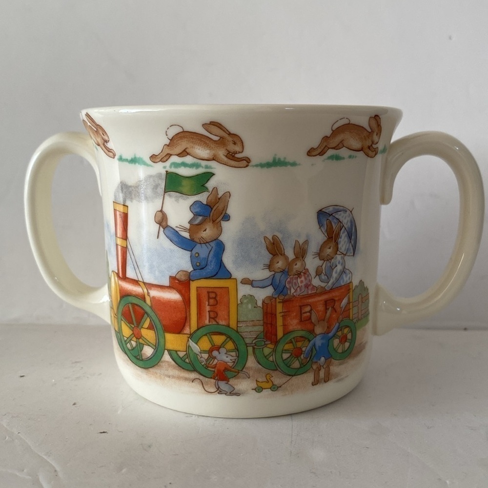 Bunnykins royal doulton 2 handled mug baby cup bunny to the town station - Picture 7 of 11